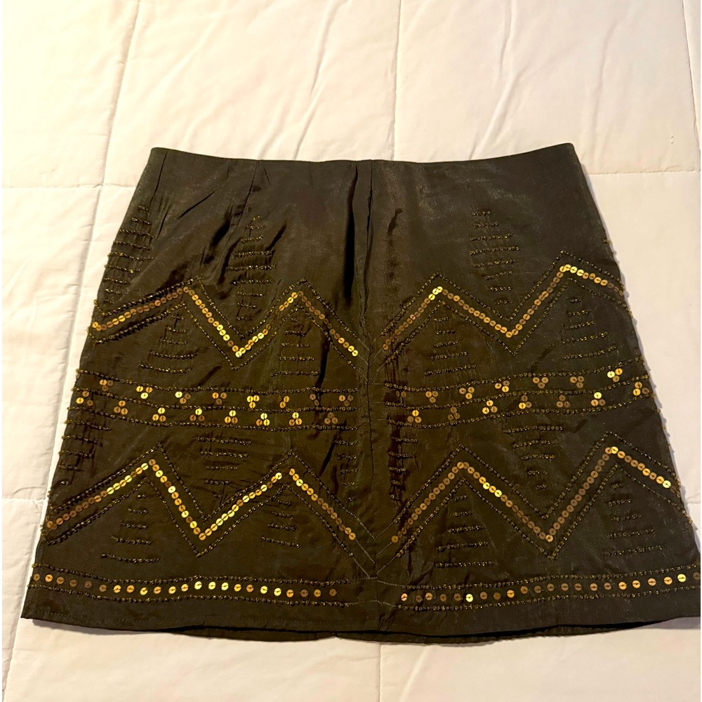 Jennifer Lopez size 4 Dark Green with Gold sequin mini